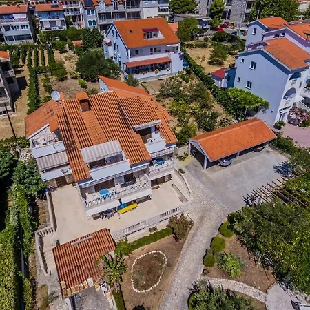 In With Sea View, Balcony, Air Conditioning, Wifi 5132-5