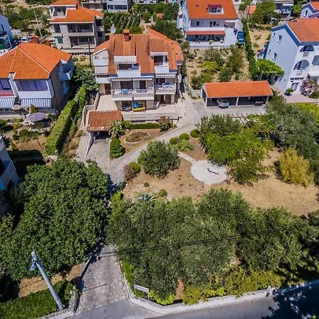 In With Sea View, Balcony, Air Conditioning, Wifi 5132-5 * Dugi Rat