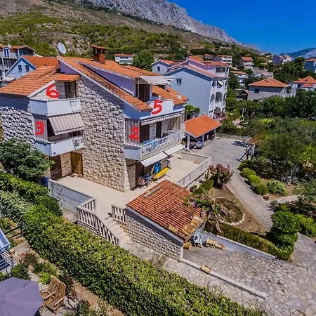 Lejlighed In With Sea View, Balcony, Air Conditioning, Wifi 5132-5 Dugi Rat