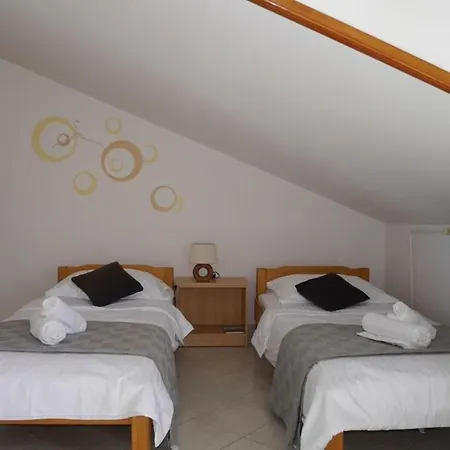 Appartamento In With Sea View, Balcony, Air Conditioning, Wifi 5132-5 *
