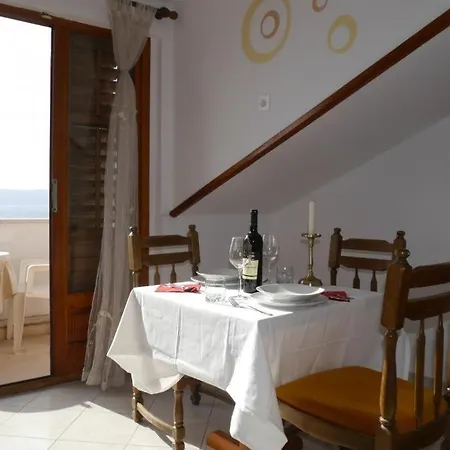 In With Sea View, Balcony, Air Conditioning, Wifi 5132-5 Appartamento Dugi Rat